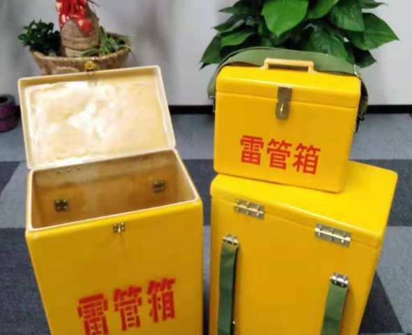 润州玻璃钢雷管箱有哪些特点