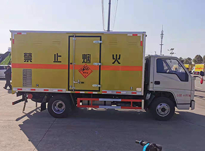 润州爆破器材运输车技术升级与安全合规新趋势